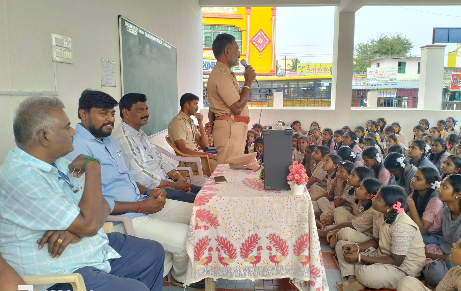 பெண் கல்வியும் பாதுகாப்பும்: விழிப்புணர்வு நிகழ்ச்சி..!