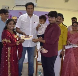 மன்னார்குடி கோட்டாட்சியர் அலுவலகத்தில் தாலிக்கு தங்கம் வழங்கும் நிகழ்ச்சி