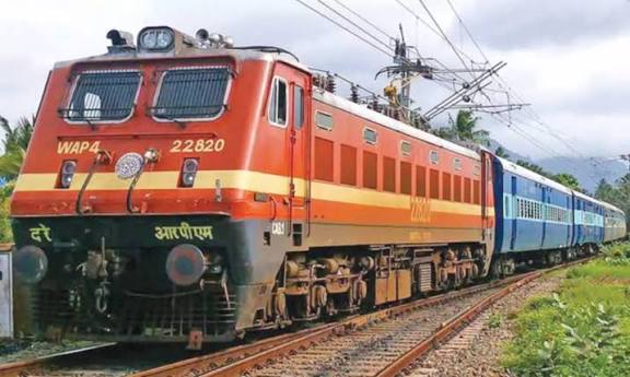 பொங்கல் சிறப்பு ரயில்கள் முன்பதிவு...ஆர்வம் காட்டாத பயணிகள்