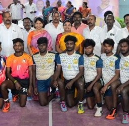 திராவிட பொங்கலை முன்னிட்டு நடத்தப்பட்ட ஆண்கள் மற்றும் பெண்களுக்கான மாவட்ட, மண்டல அளவிலான மின்னொளி கபடி போட்டி