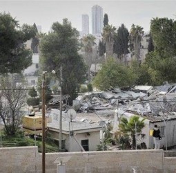 ஜெரூசலேமில் ஐநா தலைமையகத்தை புல்டோசரால் இடிக்கும் இஸ்ரேல்!