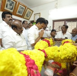 திமுக உயர்நிலை செயல்திட்டக்குழு உறுப்பினருமான எல்.கணேசன் நேற்று காலமானார்