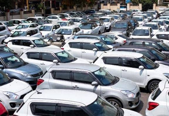 ஜிஎஸ்டி வரி குறைப்பால் டிசம்பர் மாத கார் விற்பனையில் புதிய சாதனை