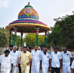 மாமன்னர்கள் மருதுபாண்டியர்கள் மணிமண்டப பணிகளை அமைச்சர் ராஜ கண்ணப்பன் பார்வை