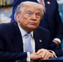 மாஸ்கோவில் அமைதி பேச்சுவார்த்தை: உக்ரைன் அதிபருக்கு அழைப்பு ஒரு வாரத்திற்கு போரை நிறுத்த ரஷ்யா சம்மதம்: டிரம்ப் தகவல்