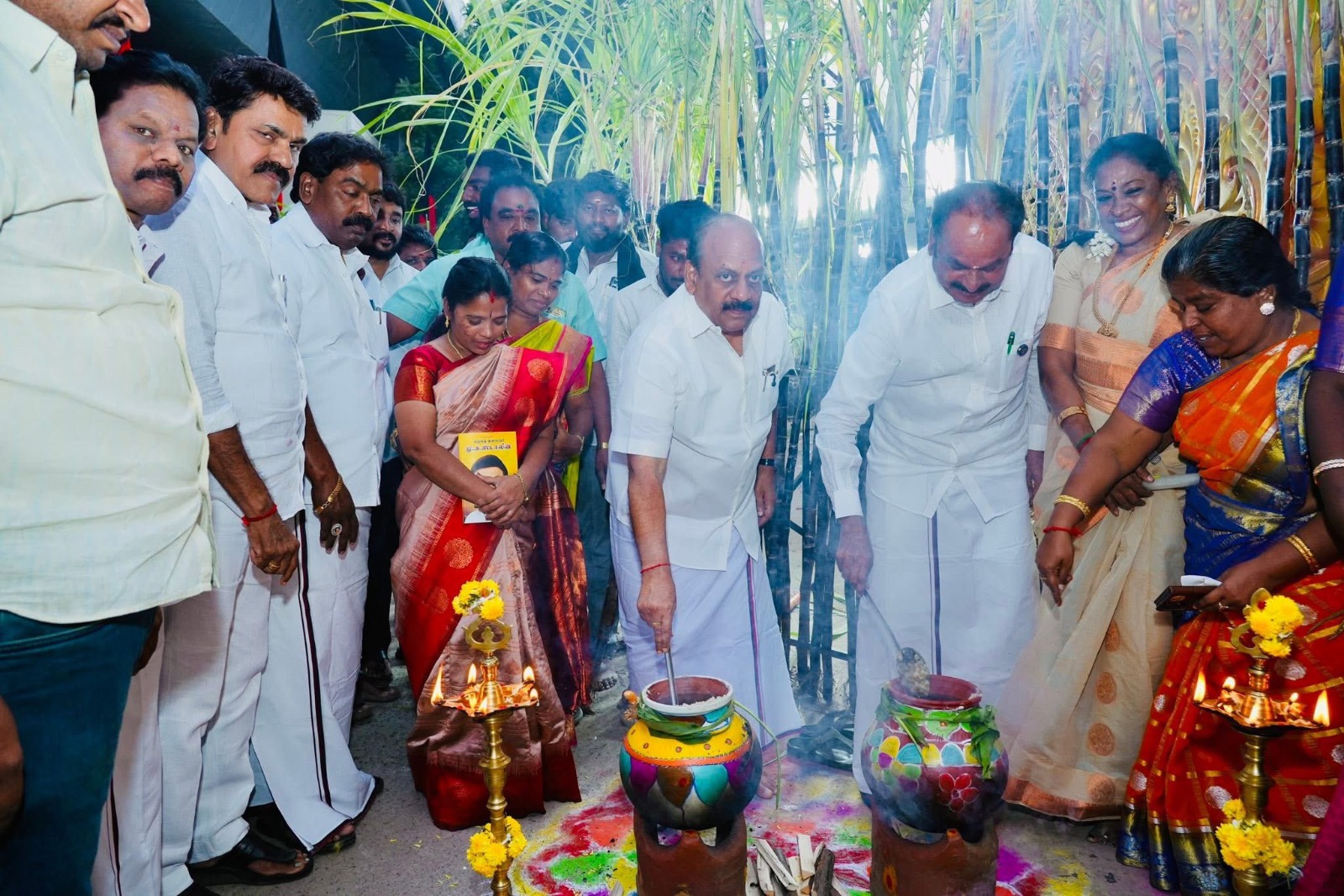 பல்லாவரம் சட்டமன்றத் தொகுதியில் .இ.கருணாநிதி எம்எல்ஏ தலைமையில் நடைபெற்ற பொங்கல் விழா