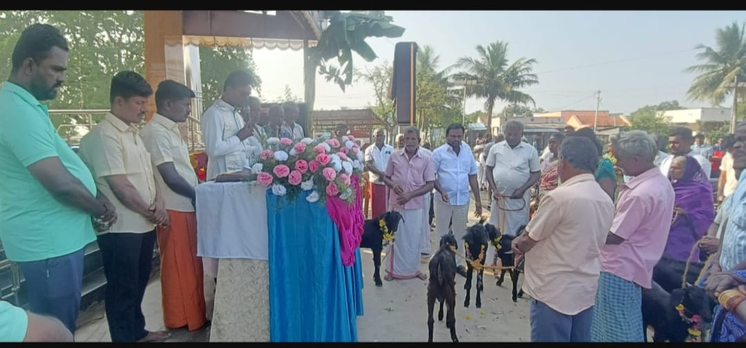மணப்பாறை அருகேயுள்ள முத்தப்புடையான்பட்டியில் புனித செபஸ்தியார் திருவிழா