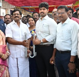 ரூ.1.23 கோடி மதிப்பில் மின் விளக்குகள் அமைக்கும் பணி