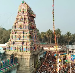 ஆனைமலை மாசாணியம்மன் கோயிலில் நேற்று குண்டம் திருவிழா