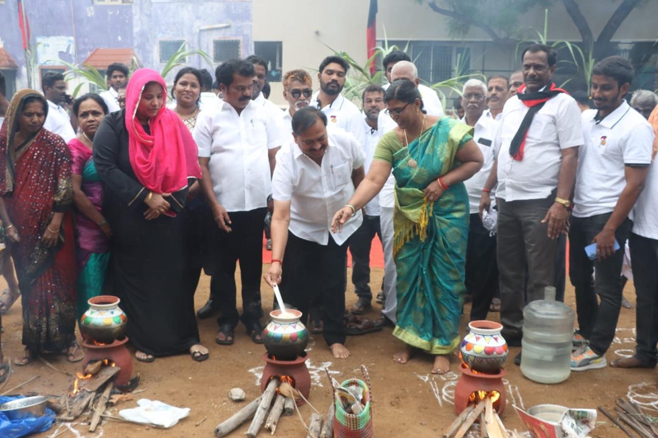 எம்.கே.பி நகரில் 'திராவிட சமத்துவ பொங்கல்' விழா