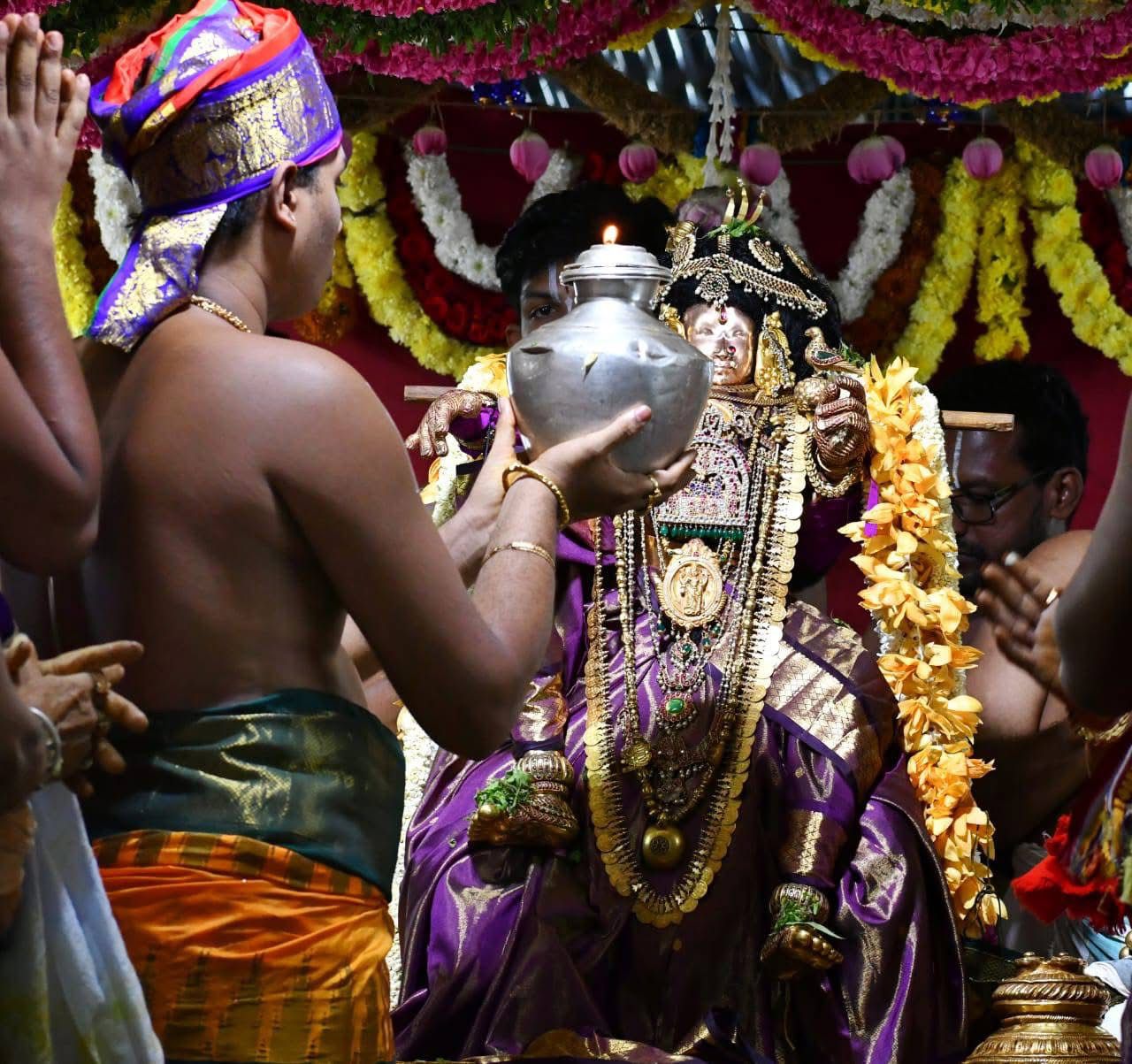 ஆண்டாள் எண்ணைக் காப்பு உற்சவம்