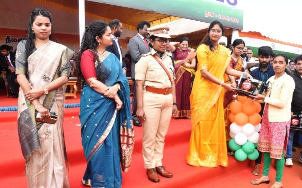 உதகையில் நடந்த குடியரசு தின விழா