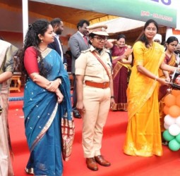 உதகையில் நடந்த குடியரசு தின விழா