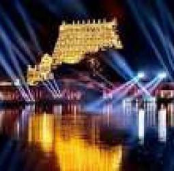 பத்மநாபசுவாமி கோயிலில் 6 ஆண்டுகளுக்கு ஒருமுறை நடைபெறும் லட்ச தீபம் திருவிழா கோலாகலம்!