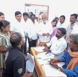 சென்னை மாநகராட்சி மேல்நிலைப் பள்ளியில் புதிய வாக்காளர் சேர்ப்பு முகாம்