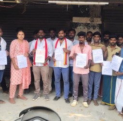 தவெக  வாக்குறுதிகளை நிறைவேற்றுவோம் என பத்திரத்தில் அச்சிட்டு ...