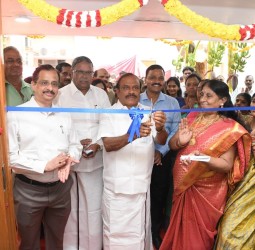 ஜவஹர்லால் நேரு ஓய்வு இல்லம் ஆகியவற்றை தொழிலாளர் நலன் திறன் மேம்பாட்டு துறை அமைச்சர் சி.வெ.கணேசன் திறந்து வைத்தார்.