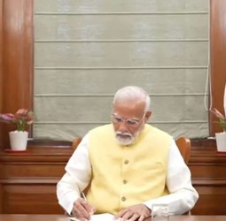 Israel-Iran War Updates: 'மேற்கு ஆசிய மோதல் குறித்து கவலை'; பிரெஞ்சு அதிபருடன் மோடி